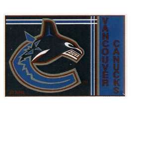  NHL VANCOUVER CANUCKS 2.6 x 4 Rug: Sports & Outdoors