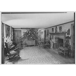   Murphy, residence in Saybrook, Connecticut. Living room, general 1949