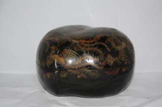 18th – 19th CENTURY CHINESE CARVED PHOENIXES BLACK LACQUER BOX 