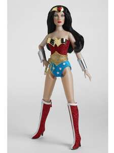 Tonner DC Stars 13 Inch Wonder Woman Collector Doll  