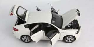 18 BMW X6M 2011 Diecast Model by Kyosho Color:White  