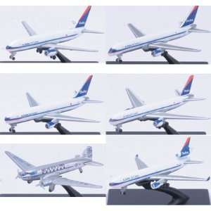 New Ray Delta Airlines Complete Set of 6 Mini Sky Pilot Airplane Model 