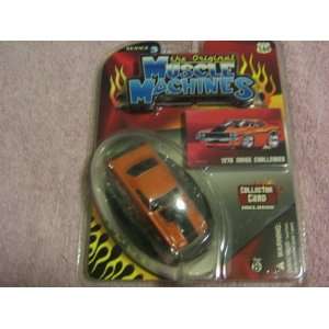   Muscle Machines 1970 Dodge Challenger   Orange: Toys & Games