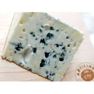 Roquefort, Artisanal Cave Aged 3 Months by Artisanal Premium Cheese 