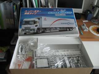   Fuso super great container truck 1/32 model kit Aoshima  
