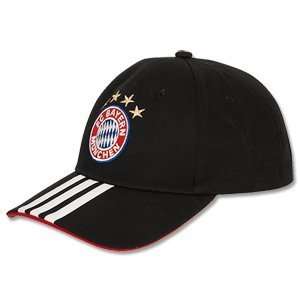 11 12 Bayern Munich 3 Stripes Cap   Black: Sports 