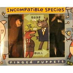  Incompatible Species Bear vs. Bull Finger Puppets: Toys 