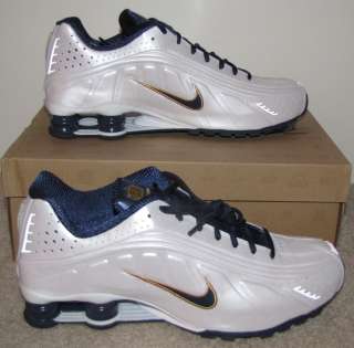 NEW Mens NIKE Shox R4 Sneakers Shoes Size 12 White/Navy 104265 142 