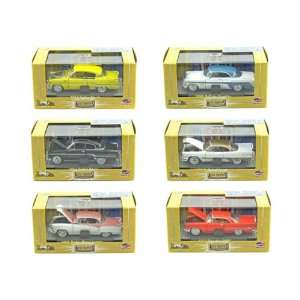   M2 Auto Thentics Set of 6 Vehicles 1/64 Wave 9 w/cases: Toys & Games