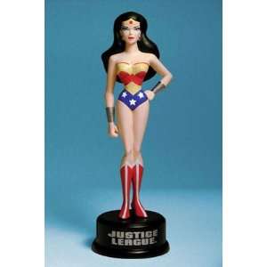  Wonder Woman Justice Animated Full Size Maquette Toys 