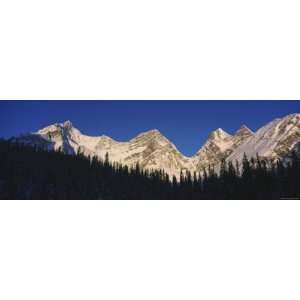 Mountains, Parapet Peak, Tonquin Valley, Jasper National Park, Alberta 