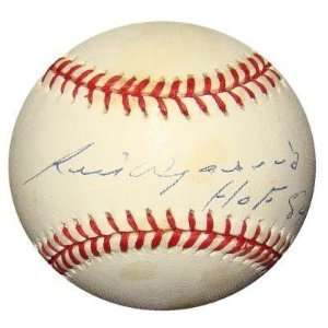 Autographed Luis Aparicio Baseball   HOF 84 Official AL Budig 