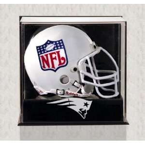  Wall Mounted Patriots Logo Mini Helmet Case Sports 