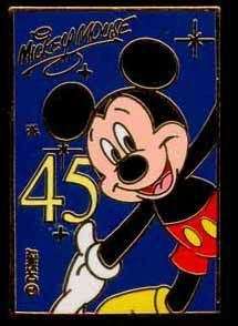 Mickey   Signature Series Pin 45 Years of Magic DLR  