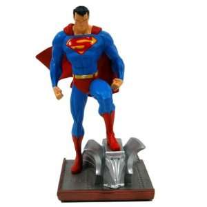  Superman Collectible Mini Statue 