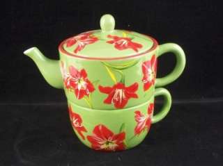 HARRY AND DAVID GREEN AND RED TEA POT AND CUP  