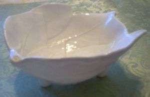 ITALIAN POTTERY FOOTED LEAF BOWL TEXTURED 4.5 X 2.5  