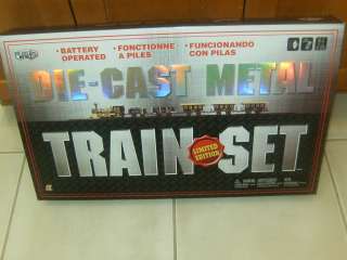 NEW BATTERY OPERATED DIE CAST METAL TRAIN SET  