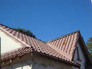 Vintage Spanish Roof Tiles   625 square foot bundle  