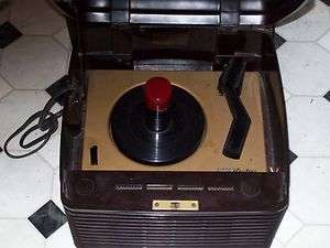 RCA Victor Model 45 EY 3 Bakelite Recoed Player Music Cube  