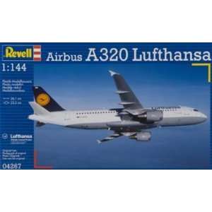   144 Airbus A320 Lufthansa (Plastic Model Airplane) Toys & Games