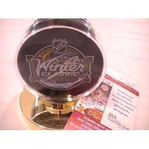   SIGNED AUTOGRAPHED PITTSBURGH PENGUINS WINTER CLASSIC HOCKEY PUCK JSA