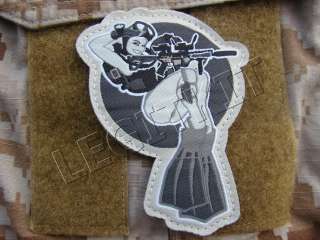 DIVE GIRL PINUP GIRL MORALE PATCH B&W VELCRO BACKED NAVY SEAL NSW 