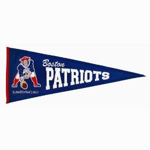 New England Patriots NFL Throwback Pennant (13x32) Sports 
