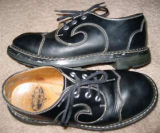 John Fluevog Black Angel Swirl Shoes Womens 8  