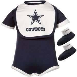    Infant Dallas Cowboys Creeper, Bib & Bootie Set