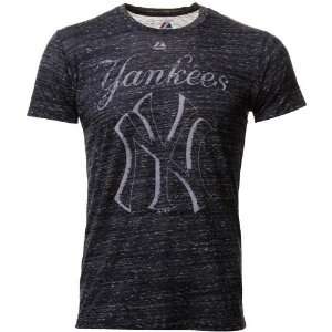  New York Yankees Heathered Navy Affinity T Shirt: Sports 