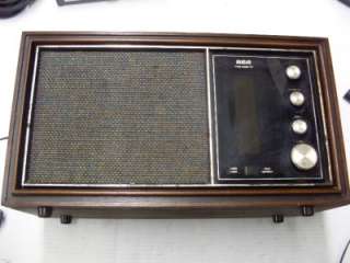Vintage RCA RZC275W AM/FM Radio RZC 275W  