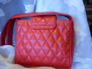 Beautiful Red Quilted Diamond Leather Look Via Piaggi Handbag  