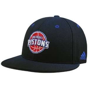 com adidas Detroit Pistons Royal Blue Gradiated Flat Bill Fitted Hat 