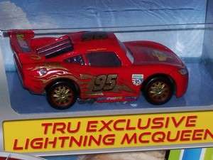 Disney Cars 2 Finish Line Frenzy Gold Lightning McQueen  
