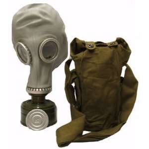 Adult Small Russian NBC Gas Mask Cold War Brand New 