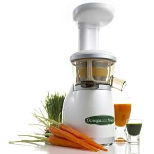 Omega 220 Volt Vertical Slow Masticating Juicer  Kitchen 
