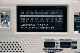  Grundig FR200 Emergency Radio (Pearl) Electronics